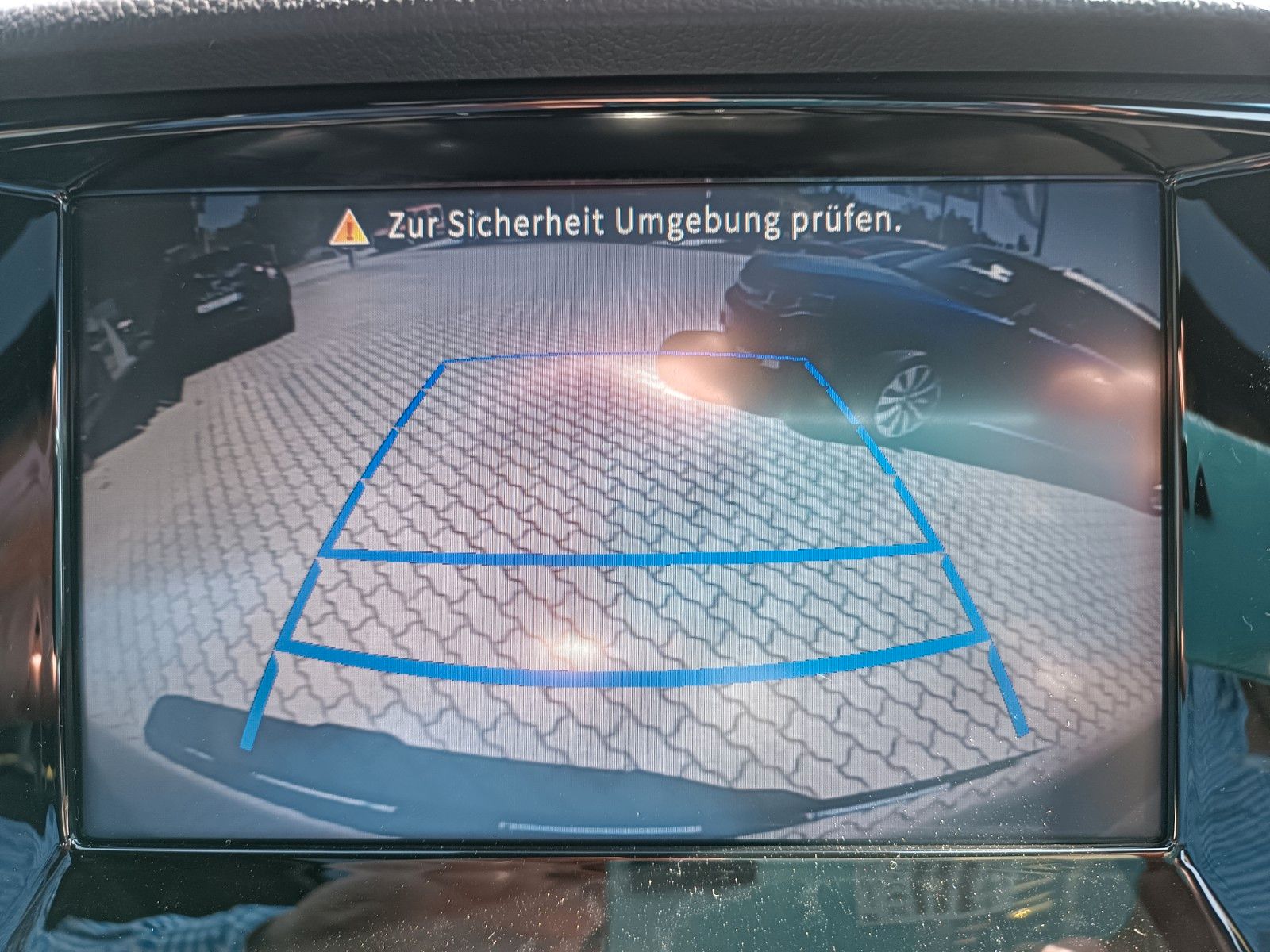 Fahrzeugabbildung Ssangyong Musso Grand BLACK AT 4x4 LEDER+XENON+SD+AHK