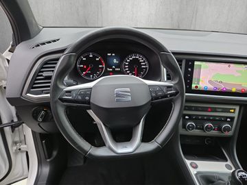 Fahrzeugabbildung SEAT Ateca Xperience 2.0 TDI AHK Panorama Klima Navi