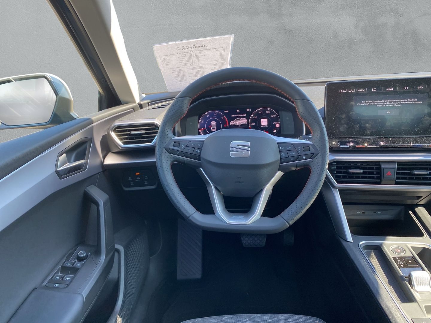 Fahrzeugabbildung SEAT Leon Sportstourer FR 2.0 TDI EU6d Navi Digitales