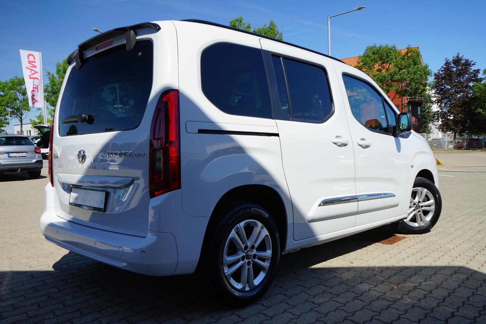 Toyota Proace City Verso 1.2 L1 Navi ACC Kamera DAB PDC