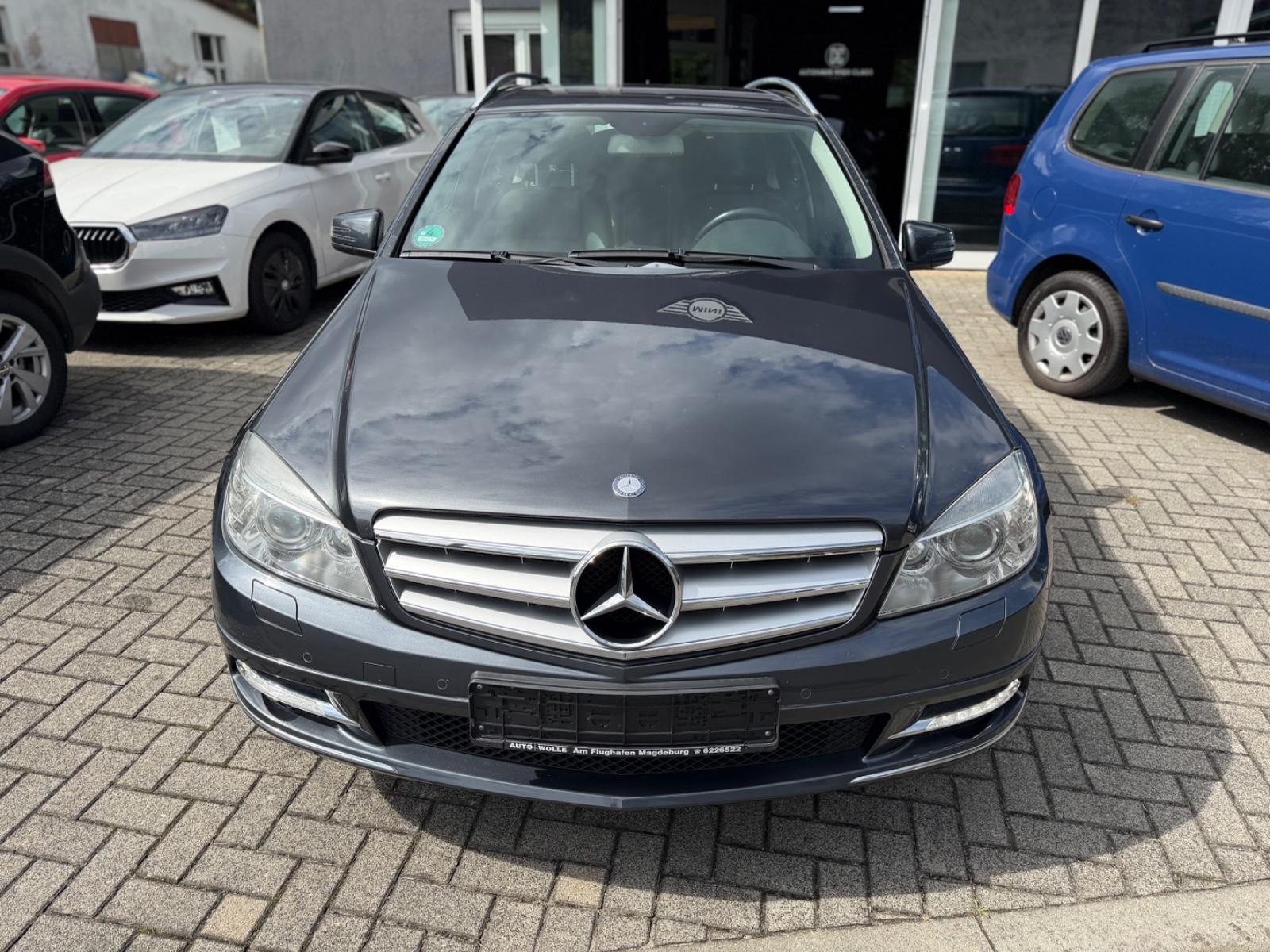 Mercedes-Benz C200 2010 — engine 1.796 cm³, 184 HP (135kW)