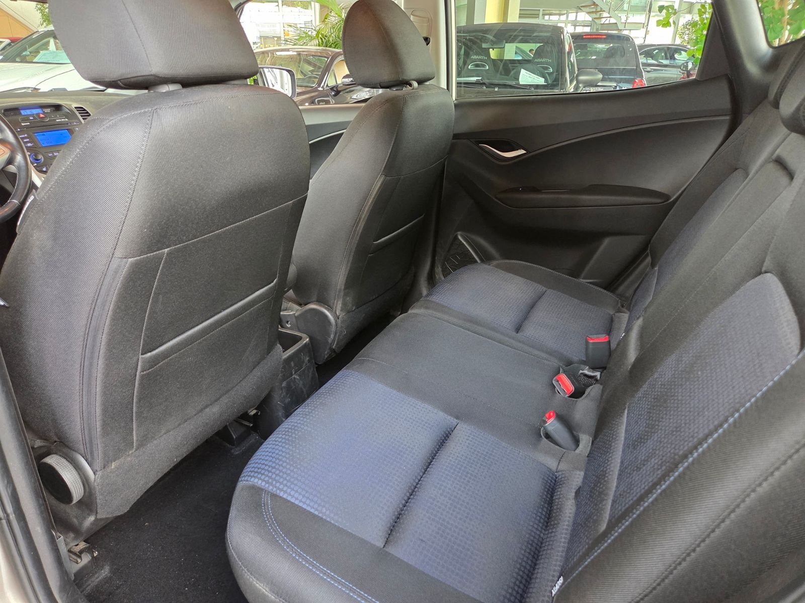Fahrzeugabbildung Hyundai ix20 Space AHK KLIMA SHZ GRA ALU