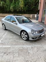 Mercedes-Benz C 32 AMG AMG - Mercedes-Benz C 32 AMG von privat