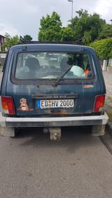 Lada Niva 1.7i Only Only - Lada Niva mit Benzin-Antrieb: Allradantrieb, Geländewagen, 1.7
