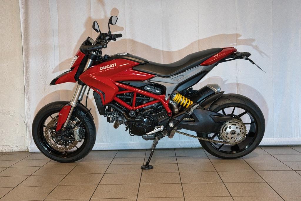 Ducati HYPERMOTOARD 821 