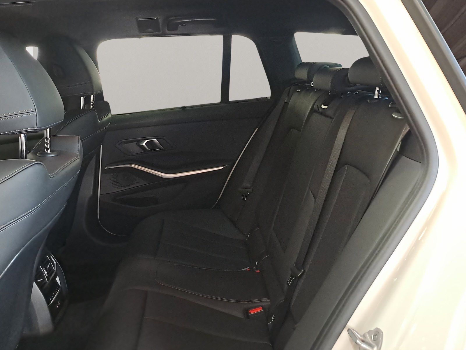 BMW 320 - Bild 9