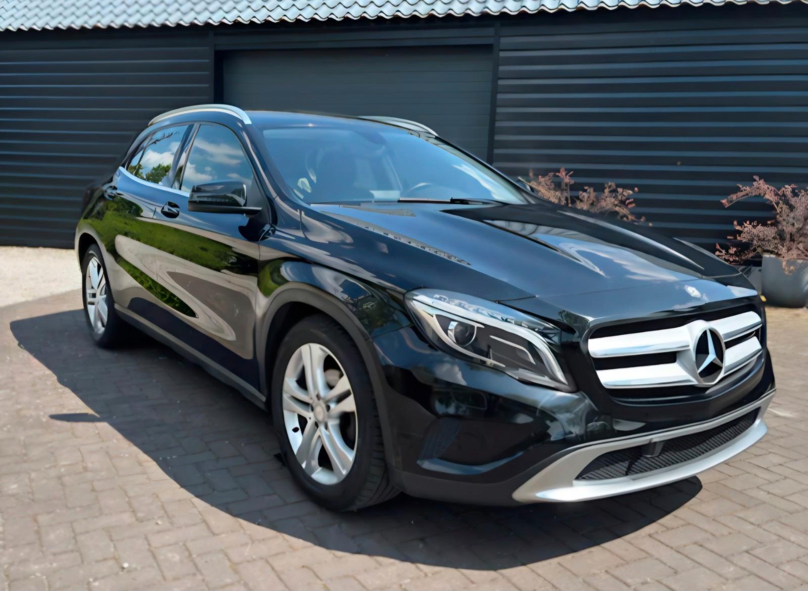 Mercedes-Benz GLA 200 CDI URBAN"NAVI"LEDER"XENON"CAMERA"1-HD.