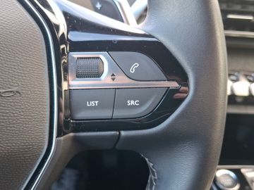 Peugeot 3008 Allure Pack 1.2 PureTech 130 Kam.+KeyLess