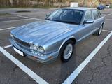 Jaguar X300 Daimler Six 4.0 - Jaguar Daimler Oldtimer