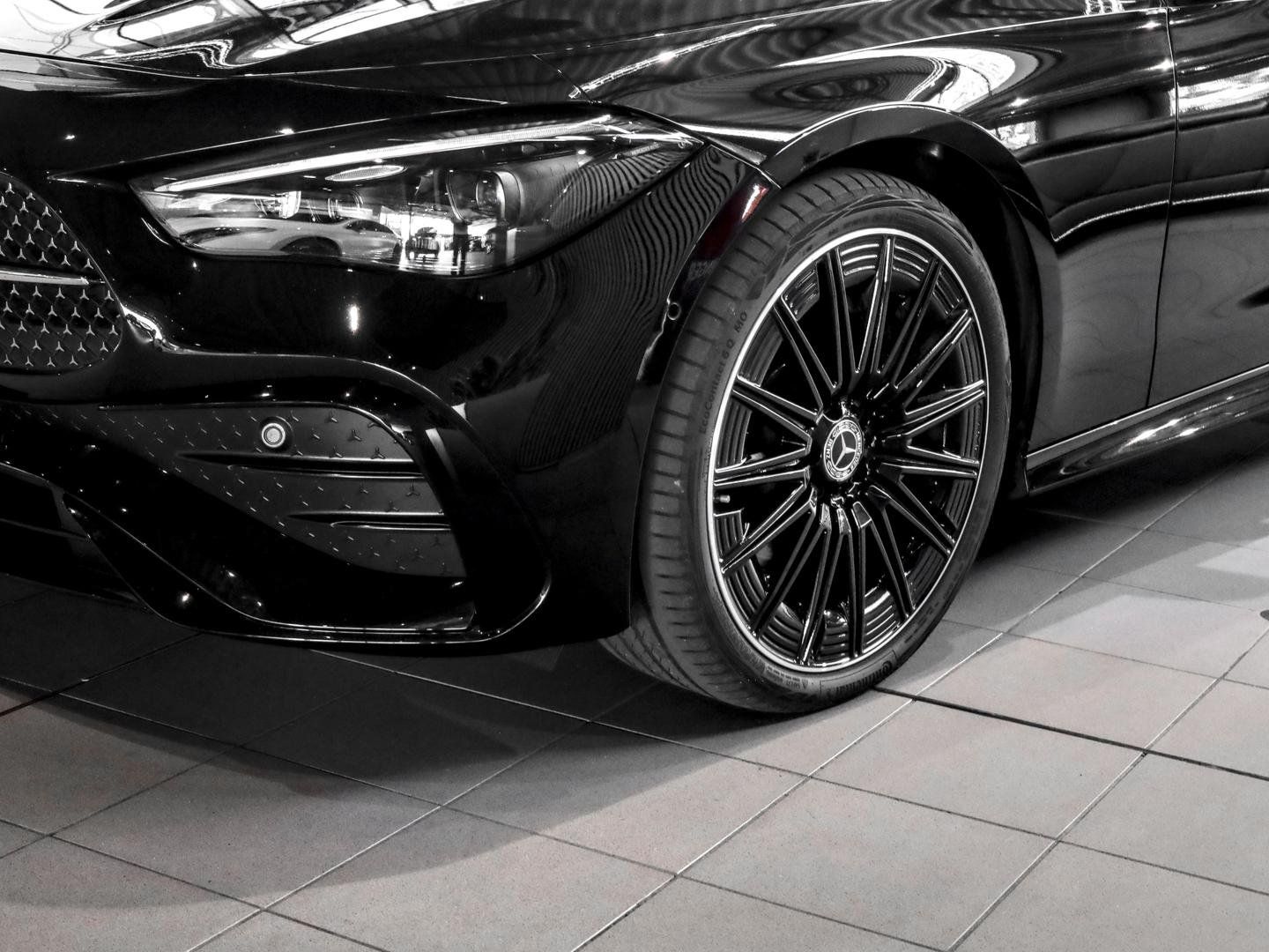 Mercedes-Benz CLE 300 4M Cabrio AMG Night DigitalL. 360°-K foto 17
