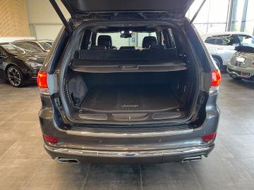 Jeep Grand Cherokee 3.0 CRD Summit *KAMERA*ACC*