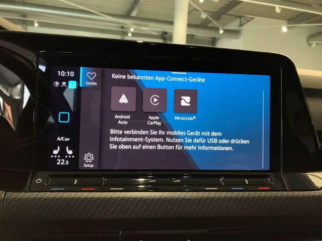 Golf VIII R-Line 1.5 TSI 6-Gang*ACC*NAVI*