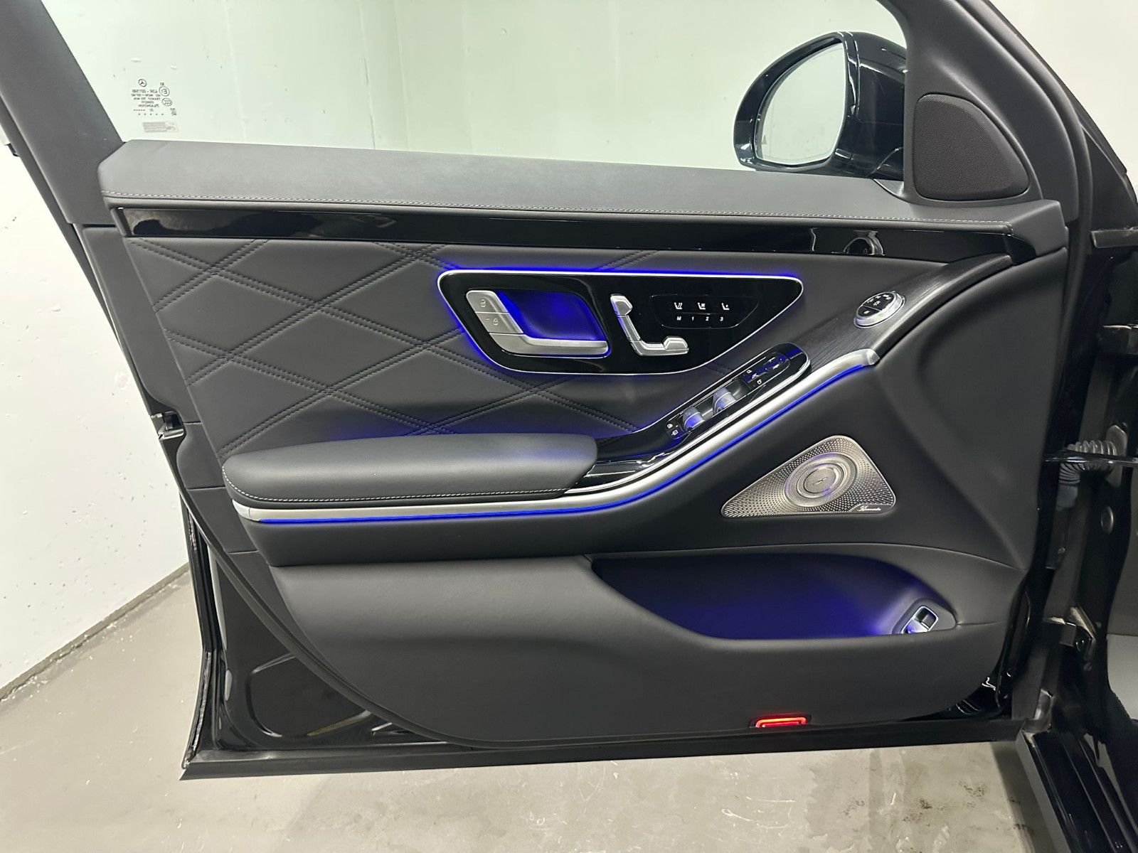 Fahrzeugabbildung Mercedes-Benz S 680 Maybach *PANORAMA*EXKLUSIV*Chaufferpaket*