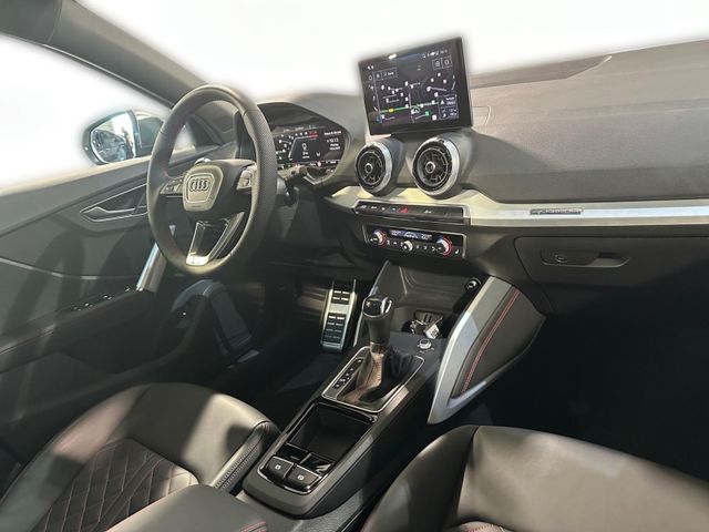 SQ2 TFSI QUATT MATRIX+NAVI+AHK+PANO+KAMERA+LEDER