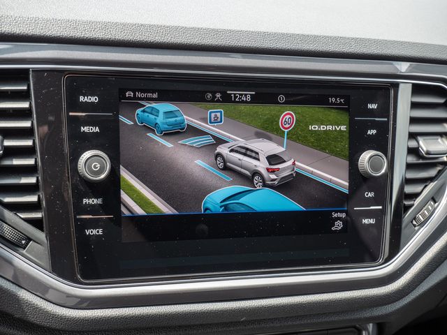 T-Roc 2.0 TDI Sport PDC SHZ NAVI ACC STANDHZ LED