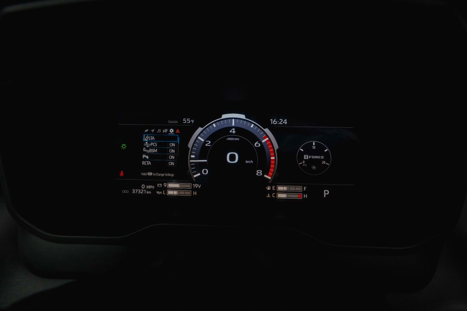 Fahrzeugabbildung Toyota Tundra PLATINUM 3.4L V6 4x4 *100%Options*19%VAT*