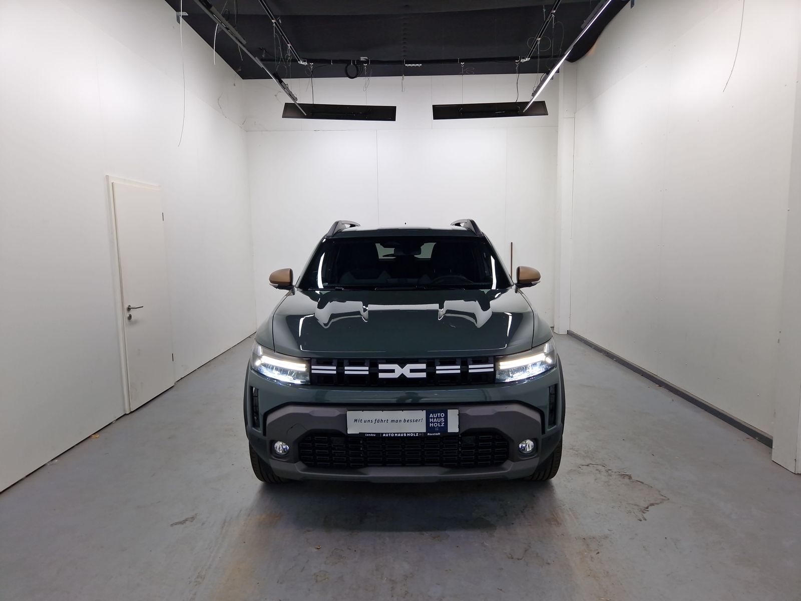 DACIA Duster Extreme Hybrid 155 Winterpaket – Bild 6