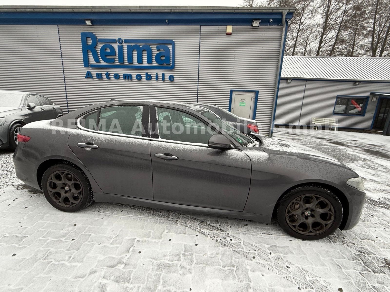 Fahrzeugabbildung Alfa Romeo Giulia 2.2 D 16V 132KW, Navi, DAB, Kamera, Alu