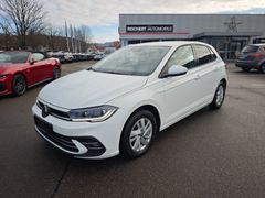 VW Polo Style 95PS DSG #APP #ACC #MATRIX