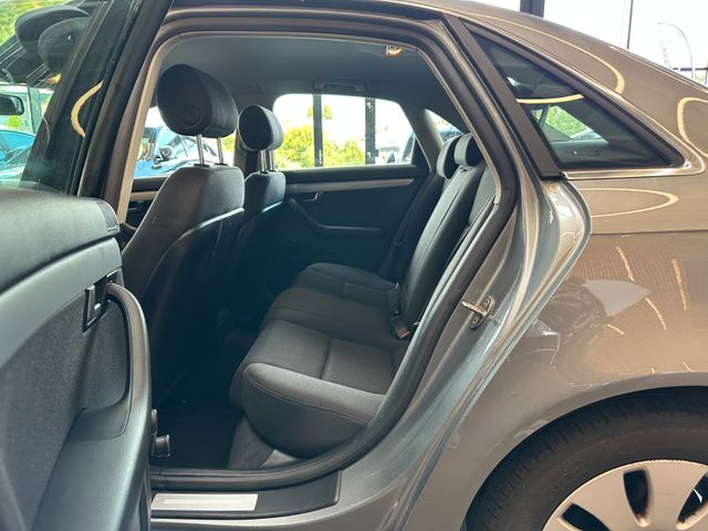Audi A4 Lim. *TEMPOMAT*KLIMAAUTOMATIK*SitzHZ*
