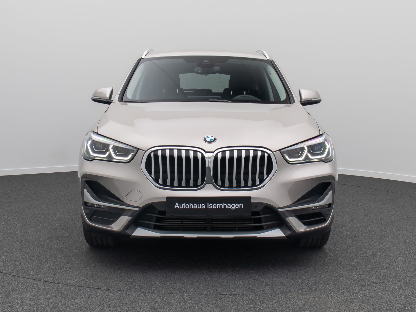 Fahrzeugabbildung BMW X1 xD20i xLine Kamera Lenkrhzg Navi+HUD DAB HiFi