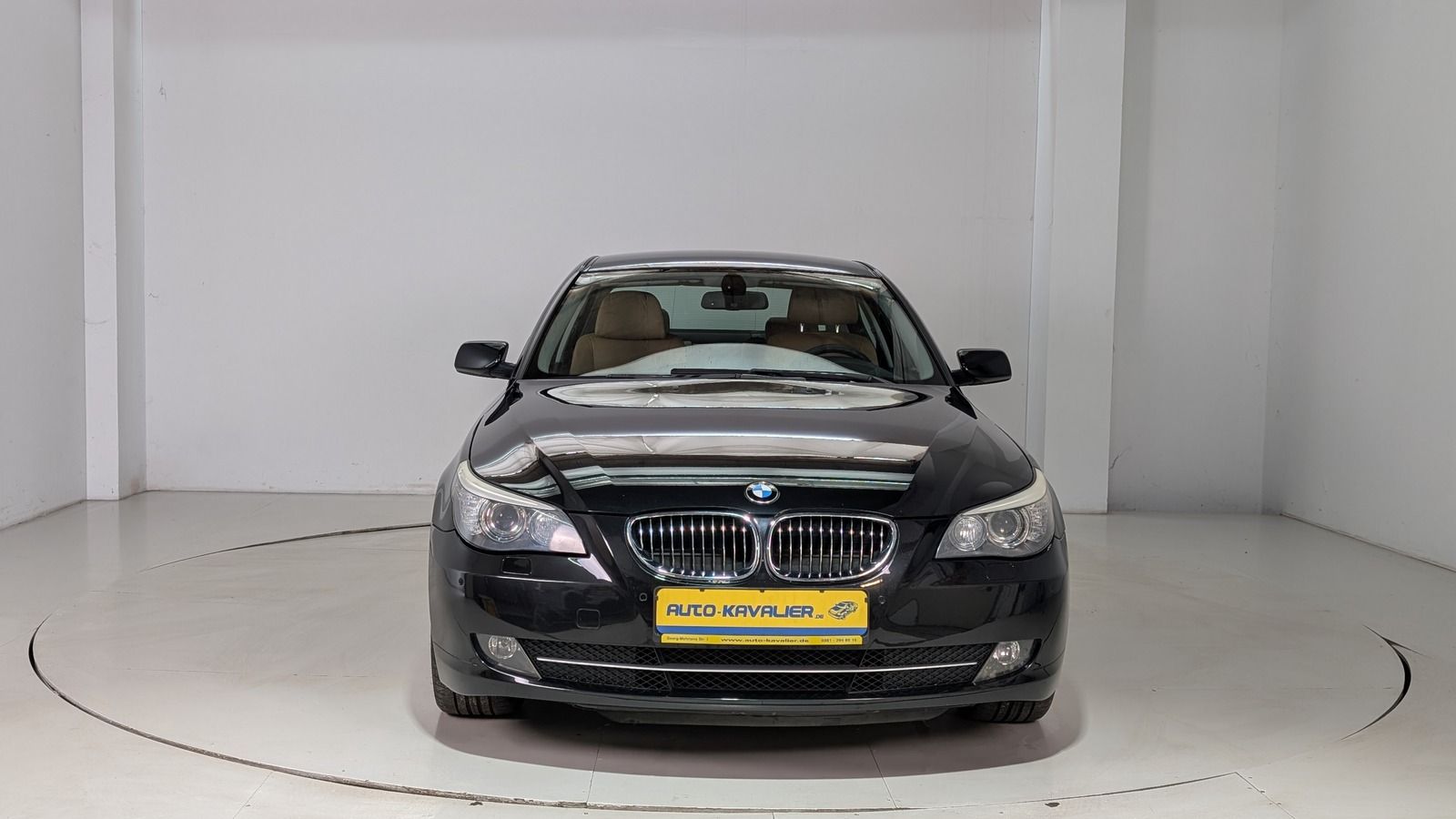 Fahrzeugabbildung BMW 523 i * Xenon * Leder * HUD *