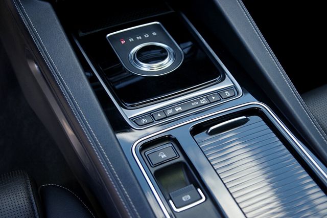 Jaguar F-PACE R-Sport 30d AWD*ACC,Pano,Kamera,Komfort*