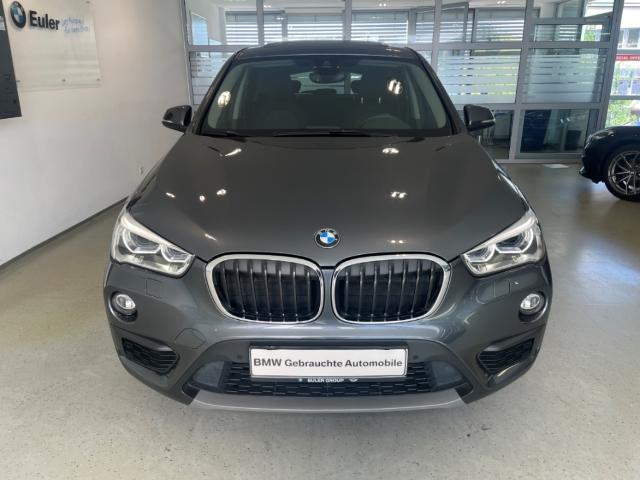BMW X1 xDrive 20i A Panorama Navi LED Sperrdiff. ACC