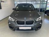 BMW X1 xDrive 20i A Panorama Navi LED Sperrdiff. ACC - BMW X1 in Wiesbaden