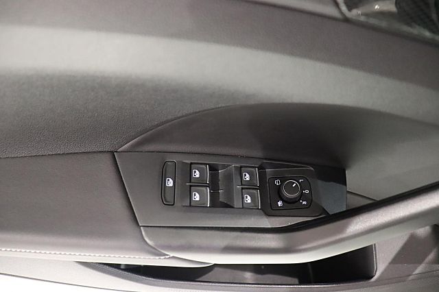 T-Cross GOAL 1.0 TSI DSG ACC LED PDC TEMPOMAT An