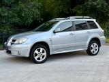 Mitsubishi Outlander 2.4 Intense Allrad/Automatik/Klima/Tüv - gebrauchte Mitsubishi Outlander aus dem Jahr 2006