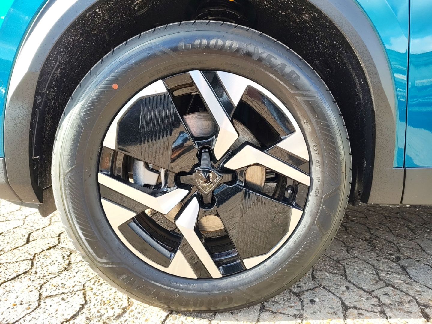 Peugeot 2008 - Bild 16