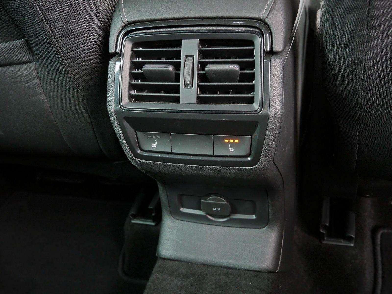Skoda Karoq Selection 2.0 TDI Matrix*AHK*RFK*Virtual*, миниатюра 17