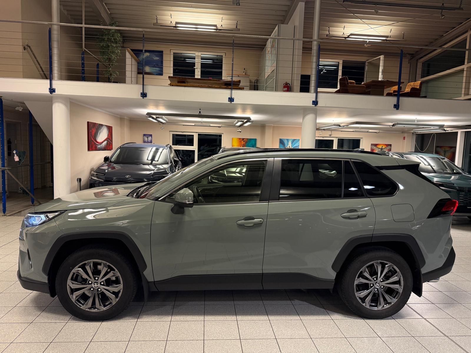Toyota RAV 4 HYBRID-4x4-TEAMPLAYER-TOTWINKELW.-KAMERA foto 5