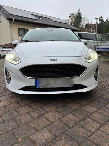 Ford Fiesta 1.0| SHZ| wenig KM| Guter Zustand