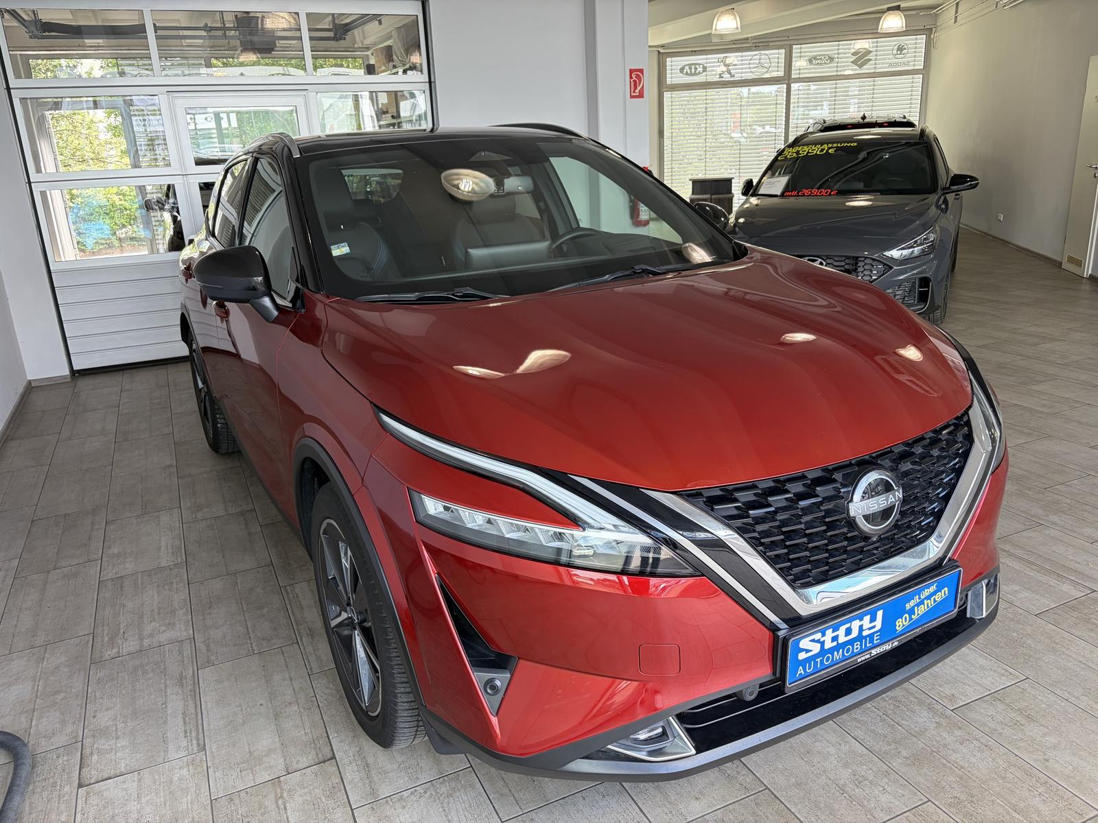 Nissan Qashqai 1.3 X-TRONIC 4x4Navi P.Dach AVM E.Klappe