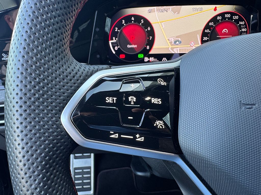 Golf VIII GTI 2.0 TSI DSG BLACK STYLE *NAVI*H&K*