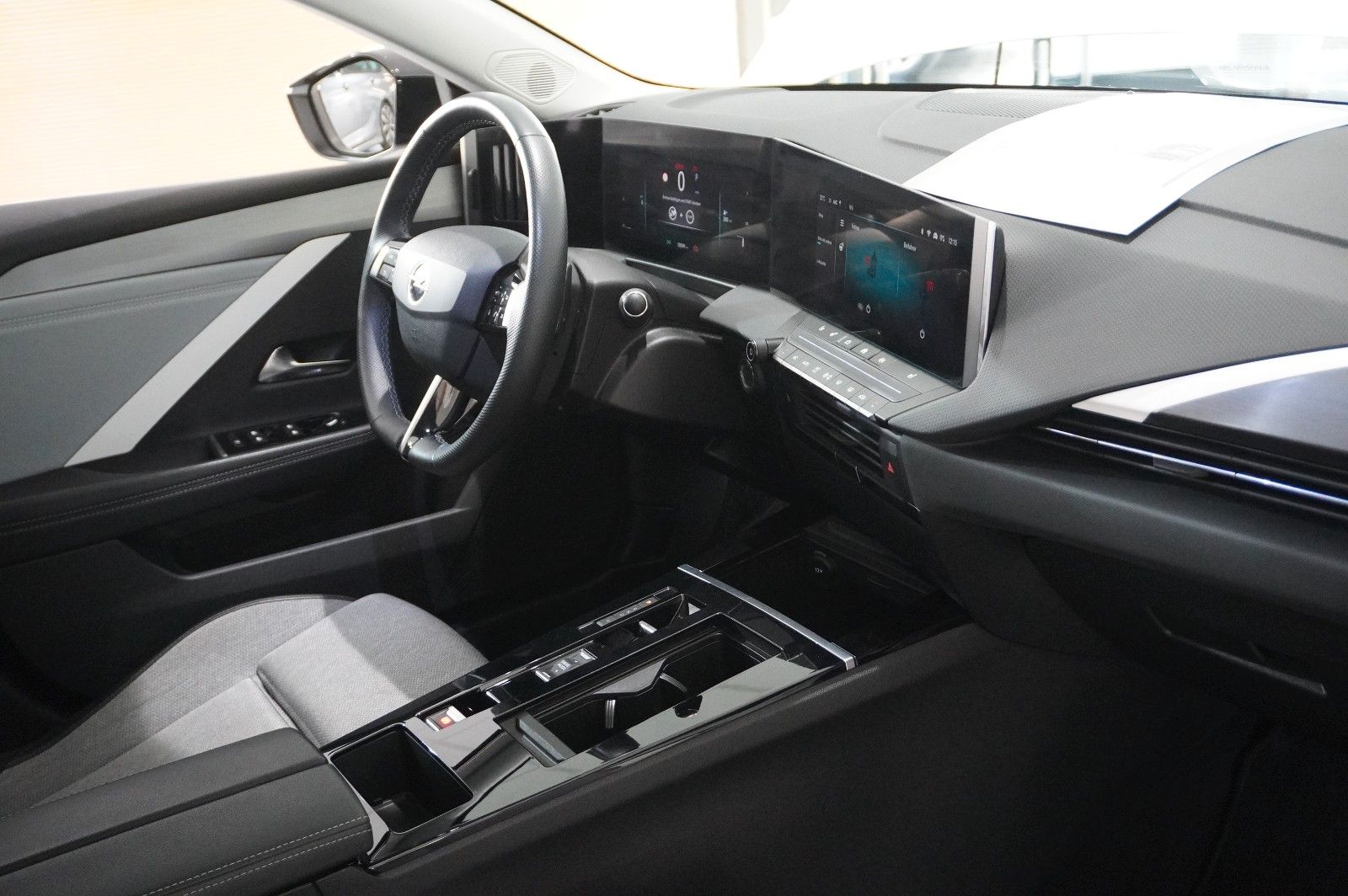 Fahrzeugabbildung Opel Astra L ST 1.5D ELEGANCE NAVI/LED/KAMERA/SPORT