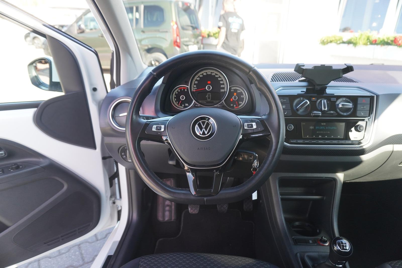 Volkswagen Up 1.0 United Klima Sitzheizung DAB Spurhalte, миниатюра 14