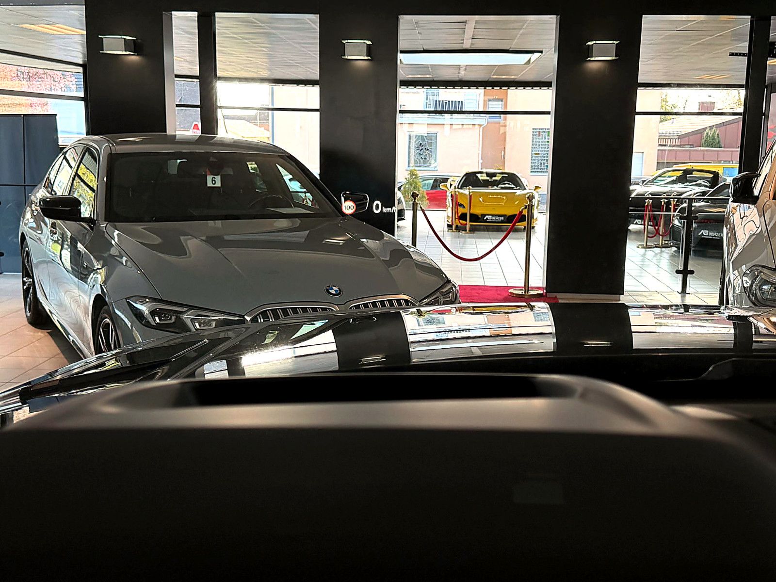 Fahrzeugabbildung Land Rover Range Rover Sport Dynamic SE/PANO/3D''KAMER/MERI