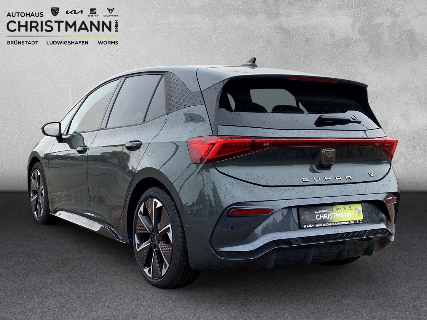 Fahrzeugabbildung CUPRA Born VZ 240 KW 79 kWh*NAVI*PANO*CAM*Sportsitze*N