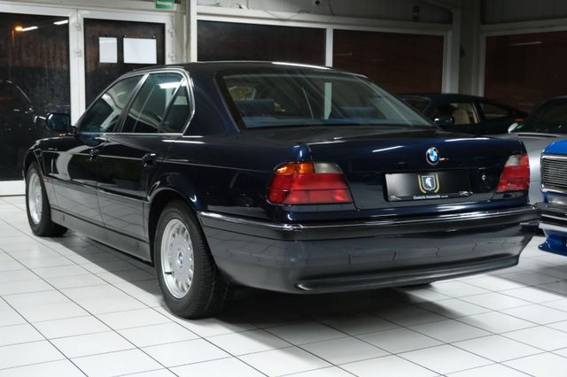 Fahrzeugabbildung BMW 740iA/Erste Serie/Originaler Spitzenzustand