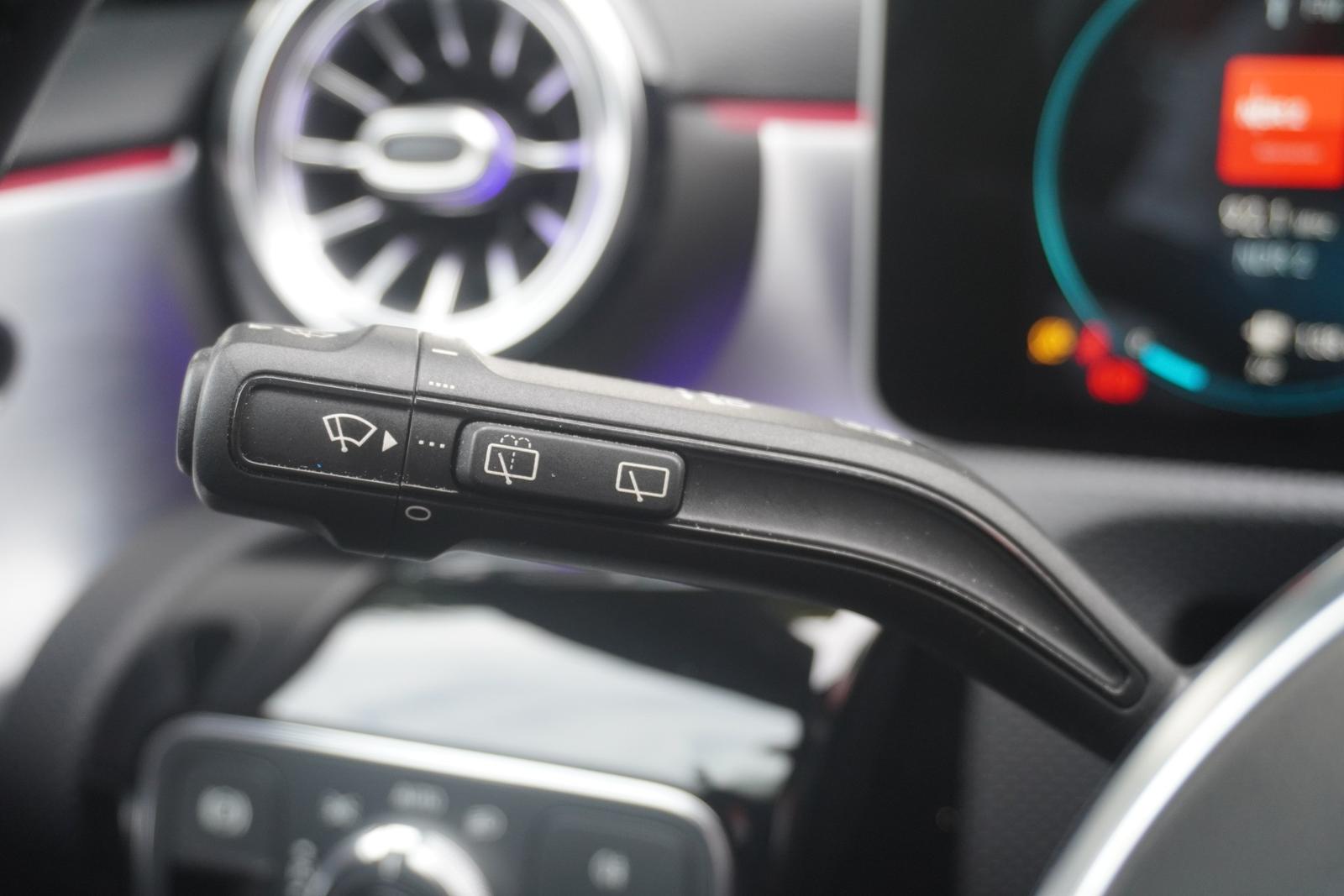 Mercedes-Benz A-Class A200 Edition 19 Totwinkel LED Digitales Cockpit, миниатюра 18