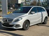 Mercedes-Benz B Electric Drive*B250e*AUTOM*Totwinkel*NA*Leder* - mit Elektro-Antrieb: Kleinbus