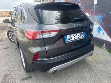 Ford Kuga - 3