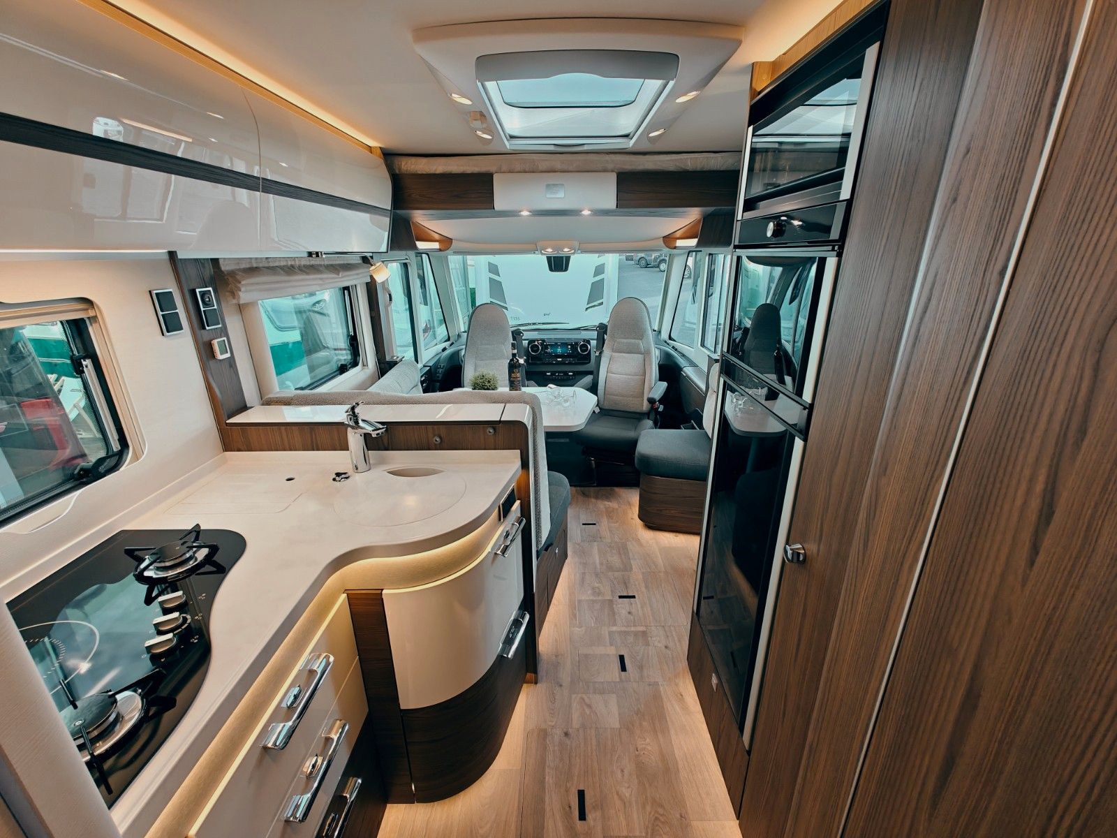 Fahrzeugabbildung HYMER / ERIBA / HYMERCAR B-KLASSE ML I 780 MASTERLINE - AUS ERSTBESITZ