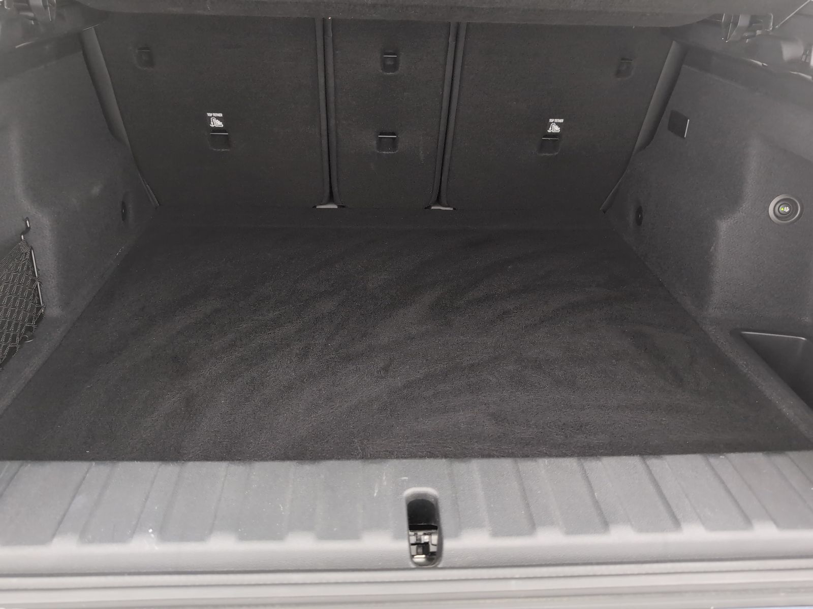 BMW iX2 - Bild 15