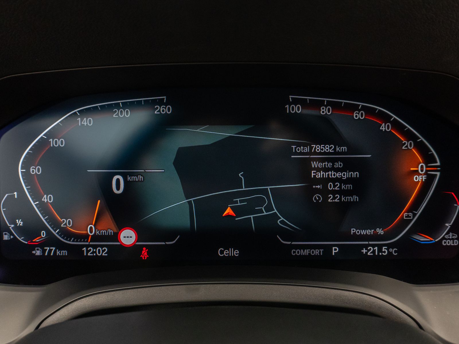 Fahrzeugabbildung BMW 330i xD SportLine Laser DAB HiFi PDC AHK Komfort