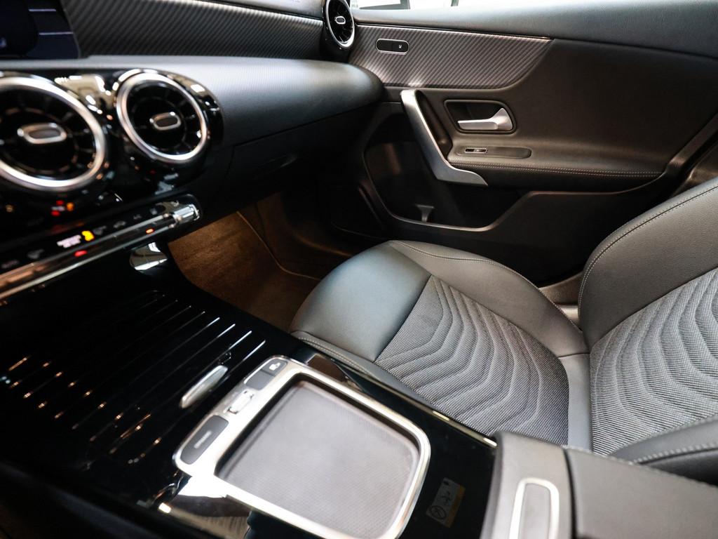 Mercedes-Benz A 250 e Progressive Advanced LED NAVI KAMERA SHZ