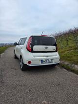 Kia Soul EV 30KWH  - Kia Soul mit Elektro-Antrieb